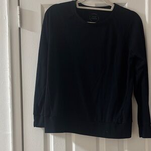 Cozy Earth Black pullover Sweater